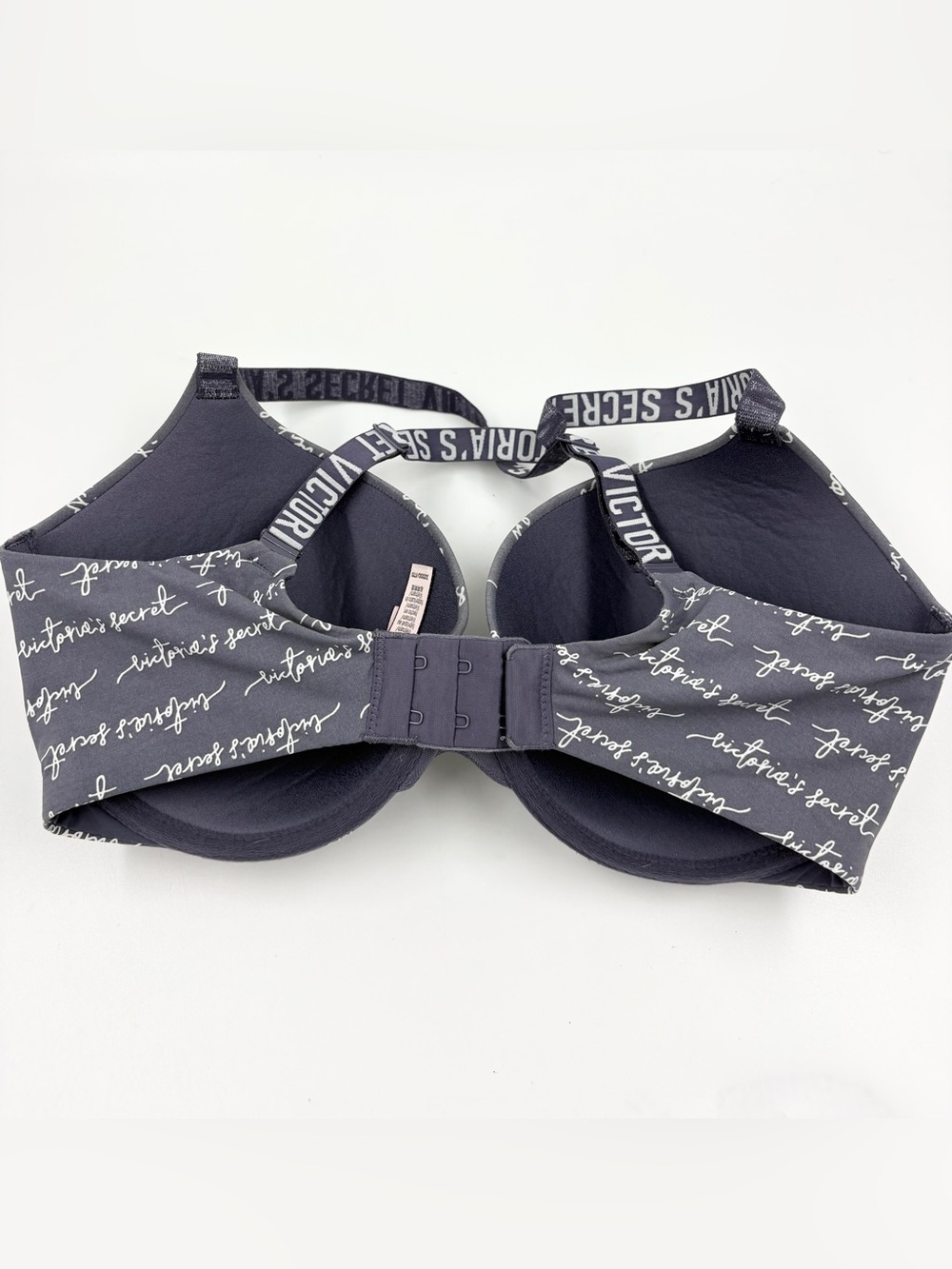 VS Victoria’s Secret Push Up Full Coverage Script Logo T-Shirt Bra 32DDD EUC - Picture 3 of 3